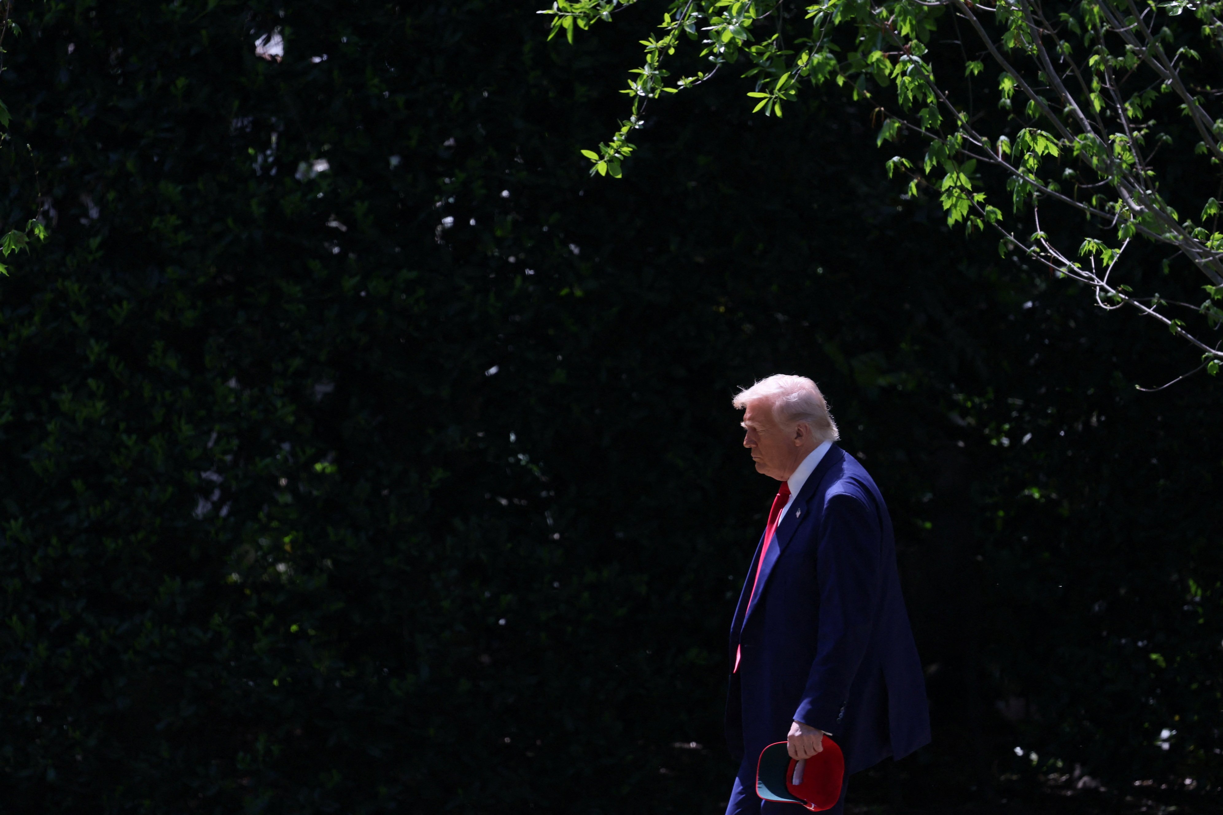 Trump pardons former sheriff convicted of bribery