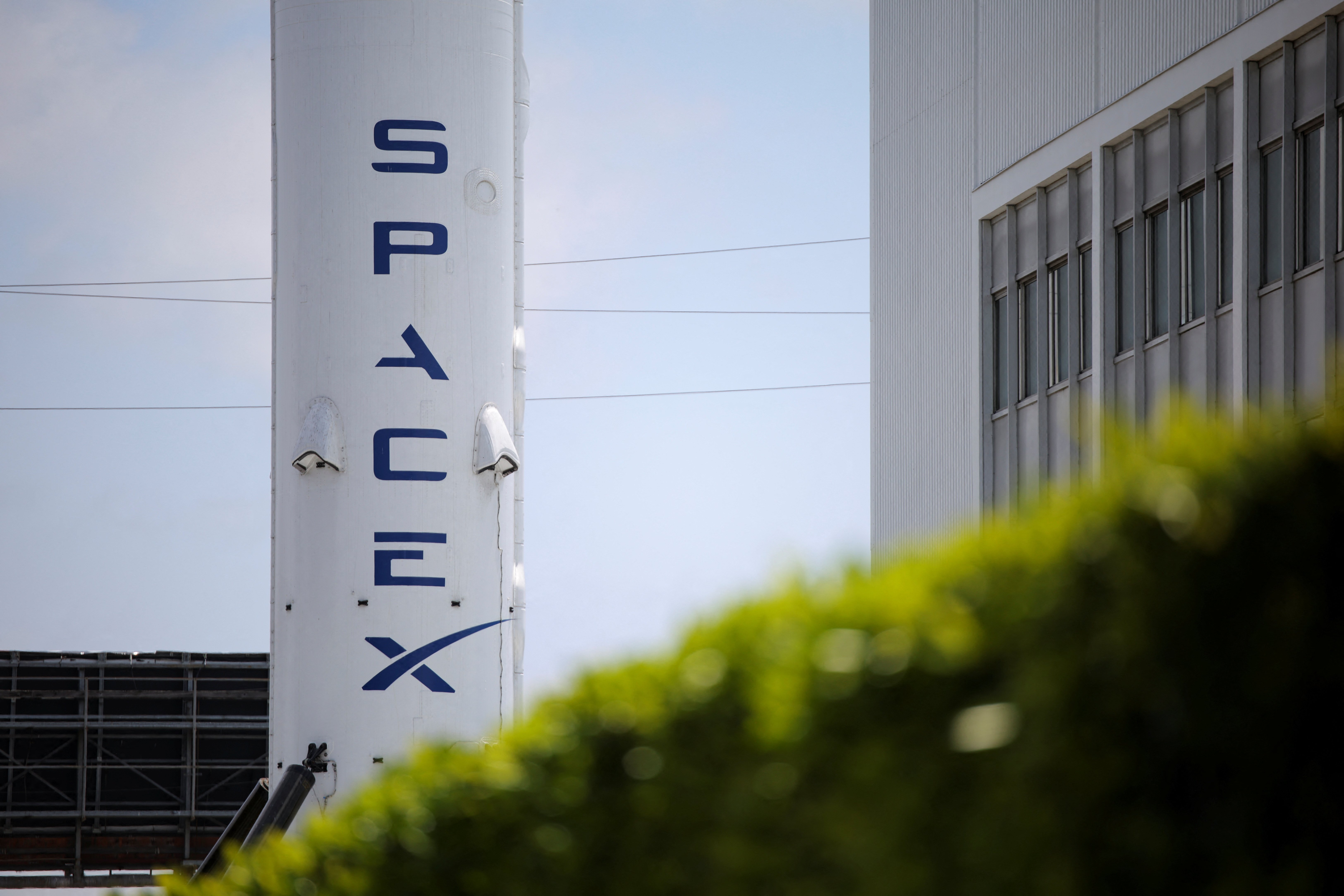 FAA says probe closed into SpaceX Starship Flight 8