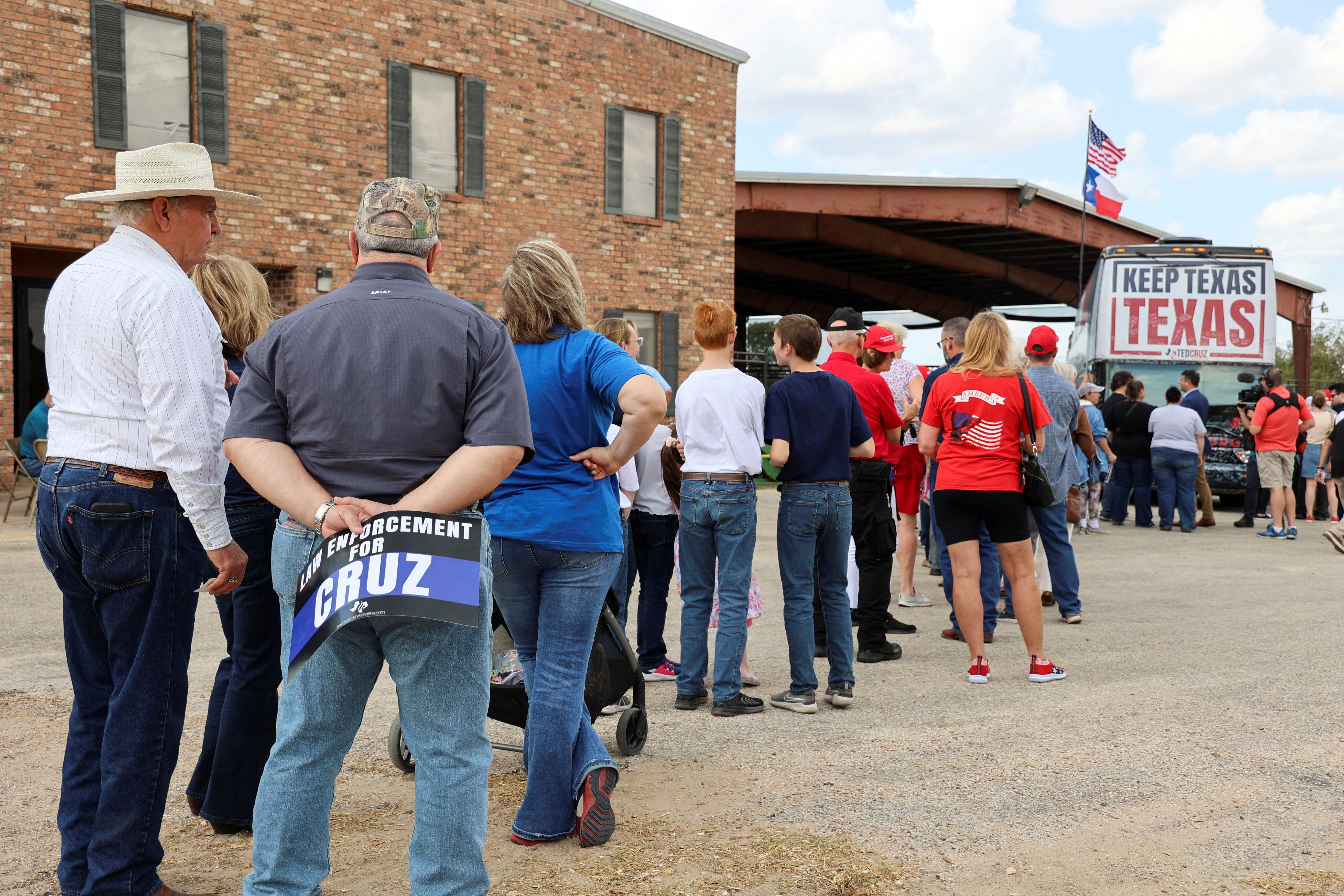 Ted Cruz, Colin Allred make spirited final pitches to Texas voters in Senate race