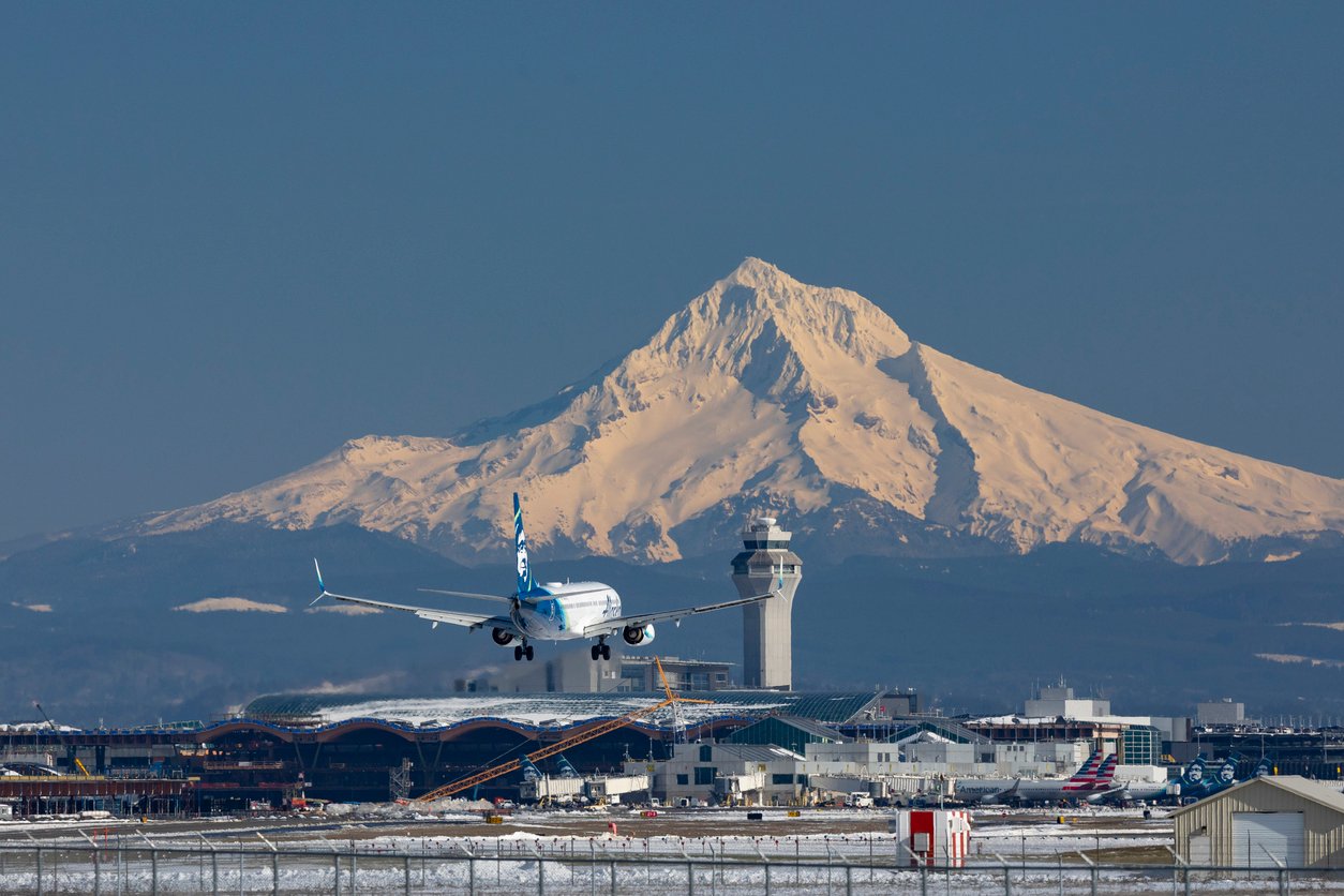 Alaska Airlines resumes operations after IT outage