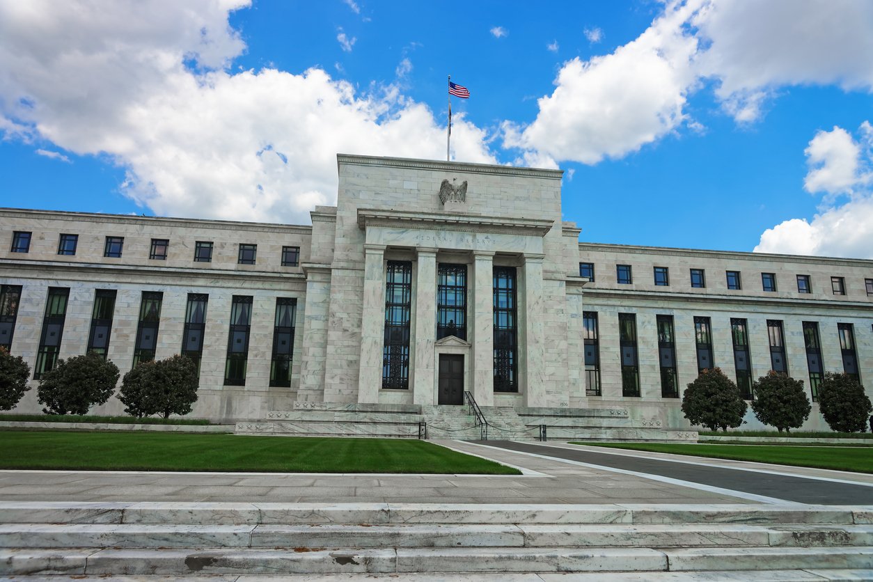 Trump to visit Fed on Thursday, ramping up pressure on Powell