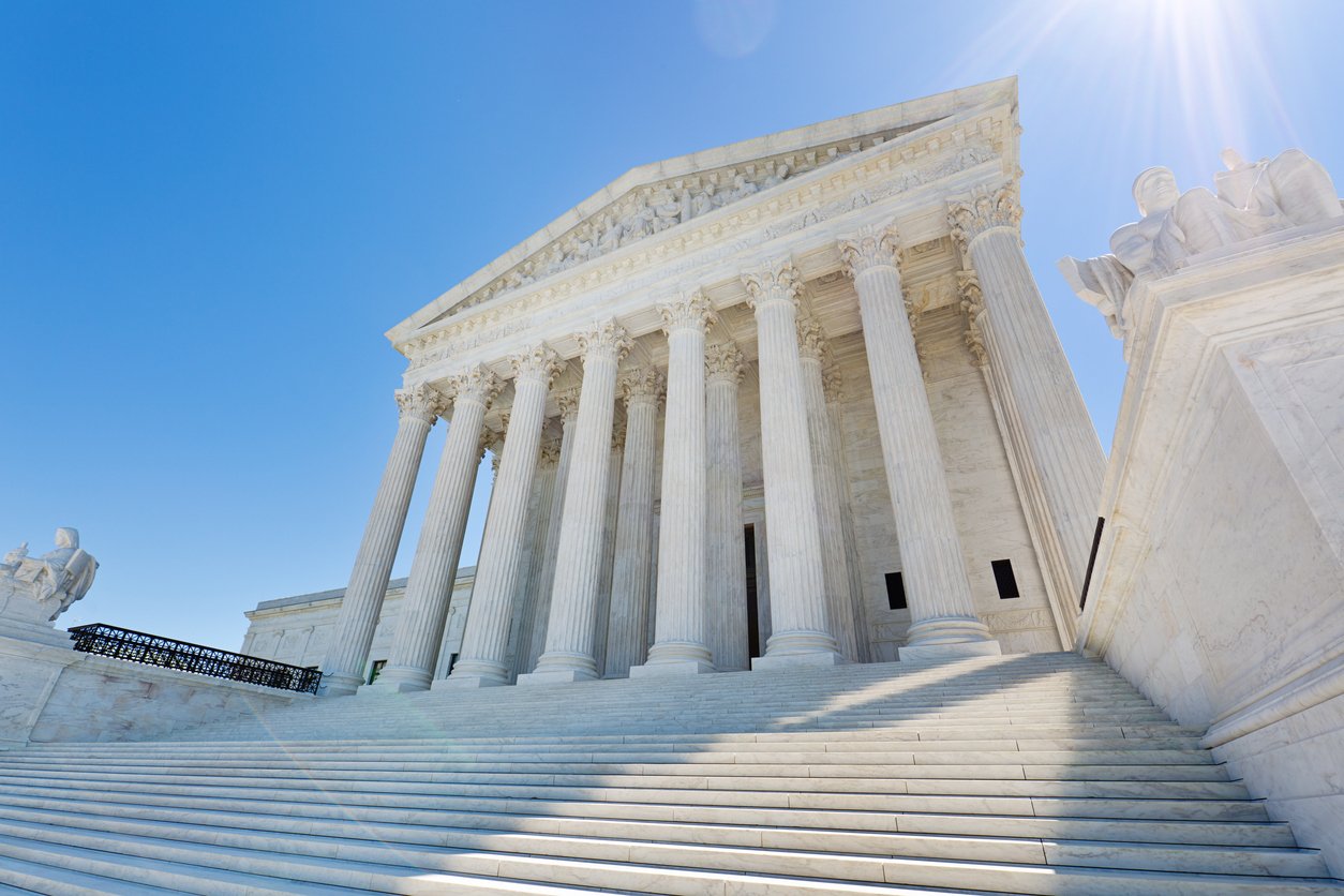 US Supreme Court lets Trump end deportation protection for Venezuelans